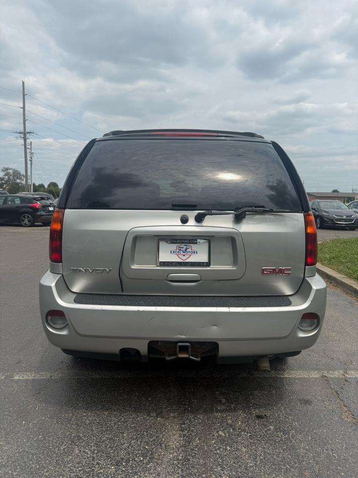GMC Envoy Denali 4WD 2006
