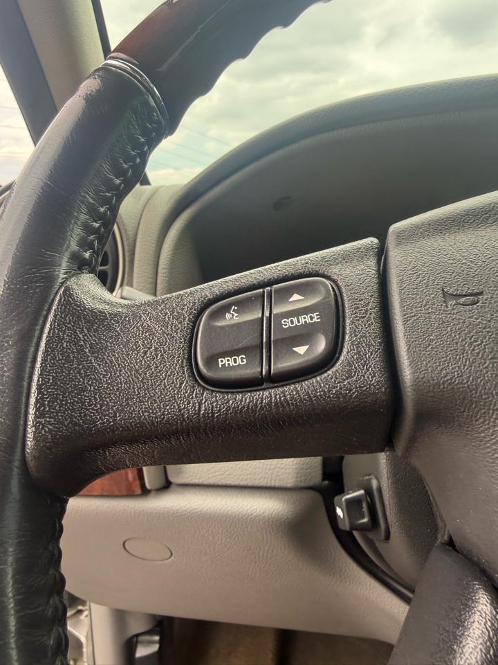 GMC Envoy Denali 4WD 2006