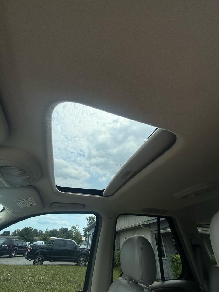 GMC Envoy Denali 4WD 2006