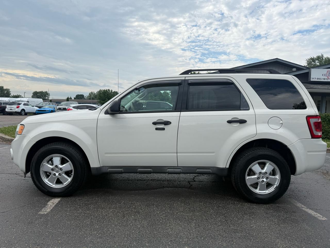 Ford Escape XLT FWD 2011