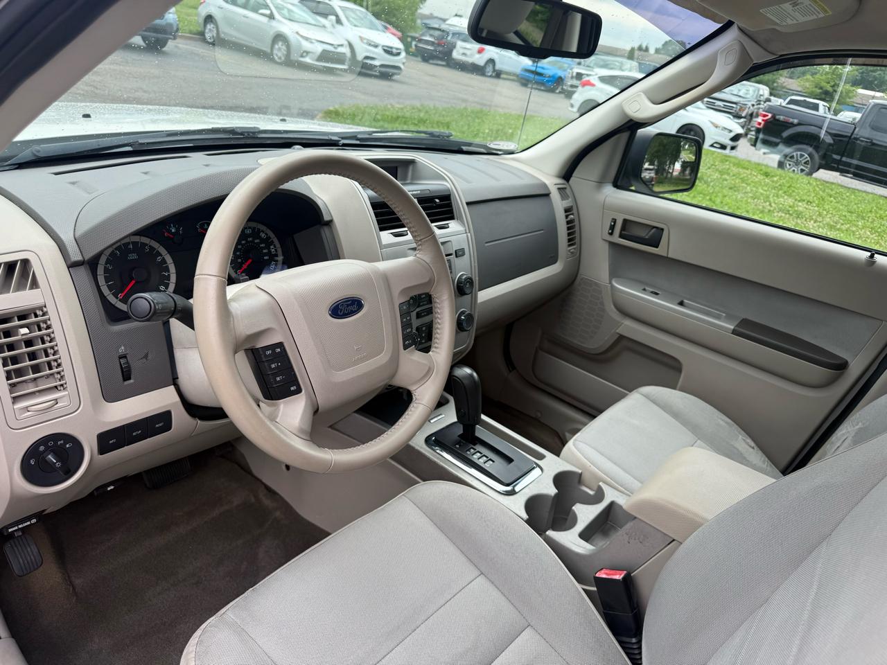 Ford Escape XLT FWD 2011