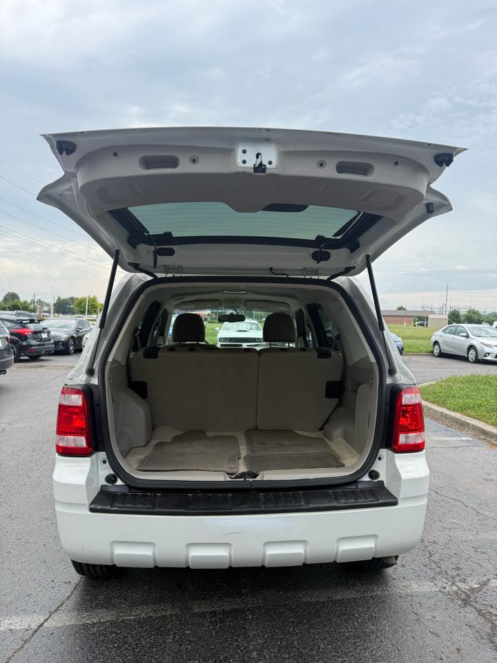 Ford Escape XLT FWD 2011