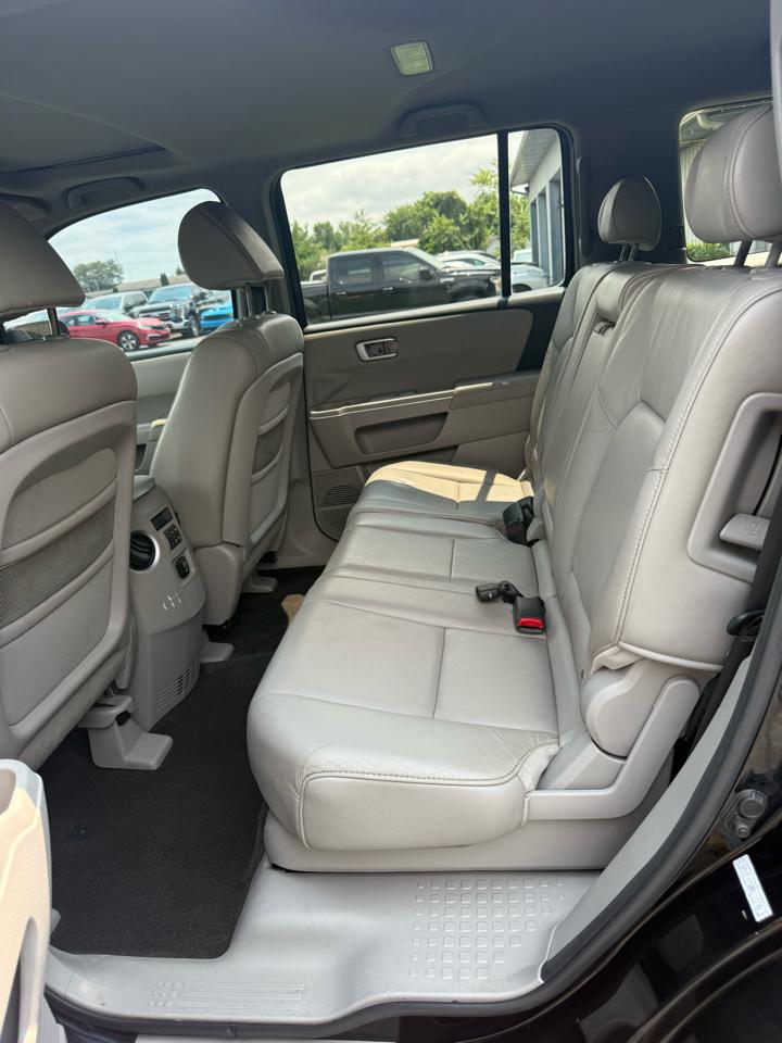 Honda Pilot EX-L 4WD 5-Spd AT 2011