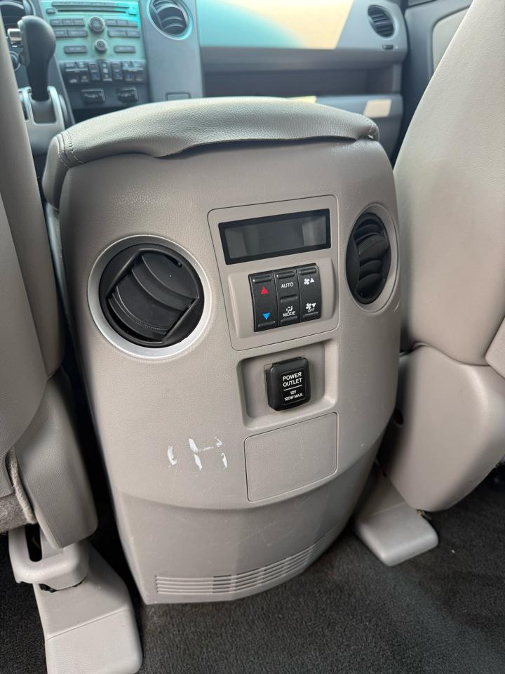 Honda Pilot EX-L 4WD 5-Spd AT 2011