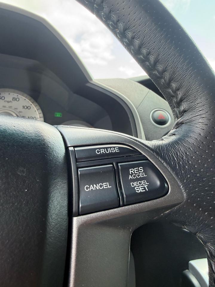 Honda Pilot EX-L 4WD 5-Spd AT 2011