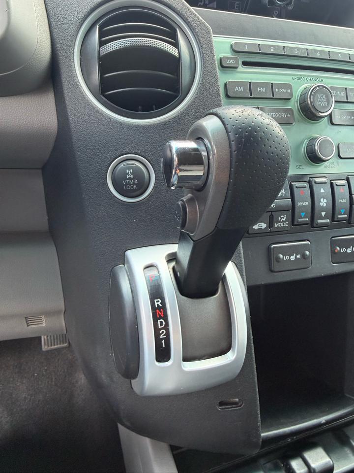 Honda Pilot EX-L 4WD 5-Spd AT 2011