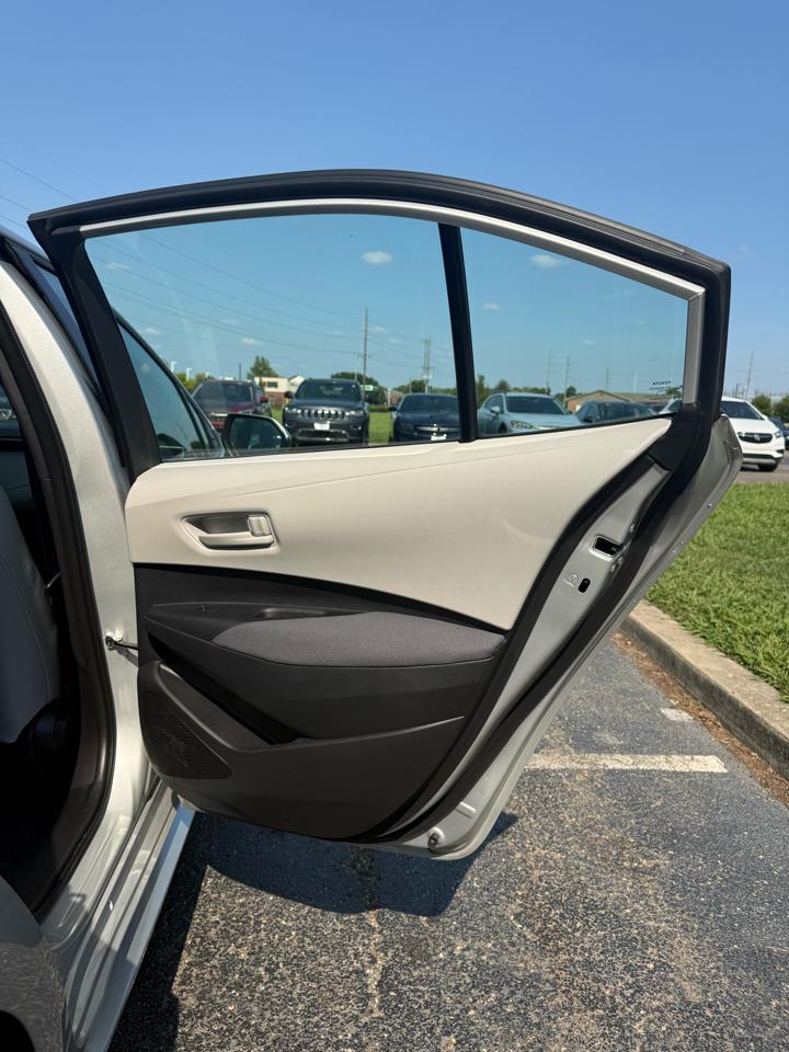 Toyota Corolla LE 2026