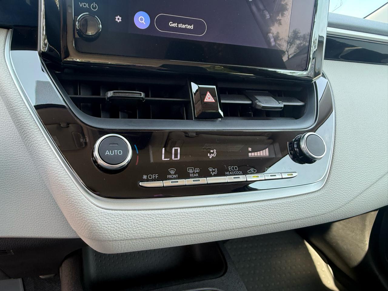 Toyota Corolla LE 2026