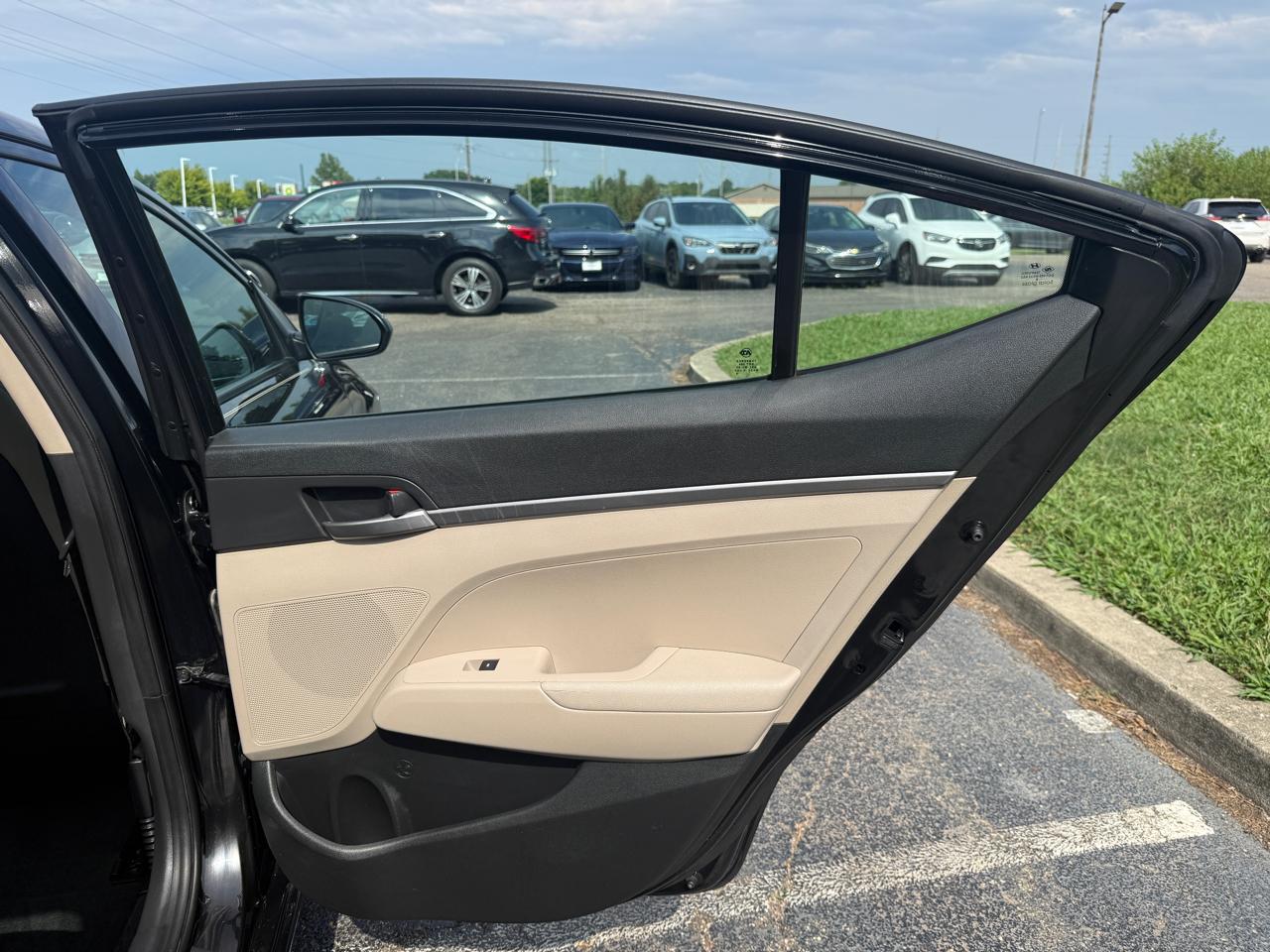 Hyundai Elantra SE 2018