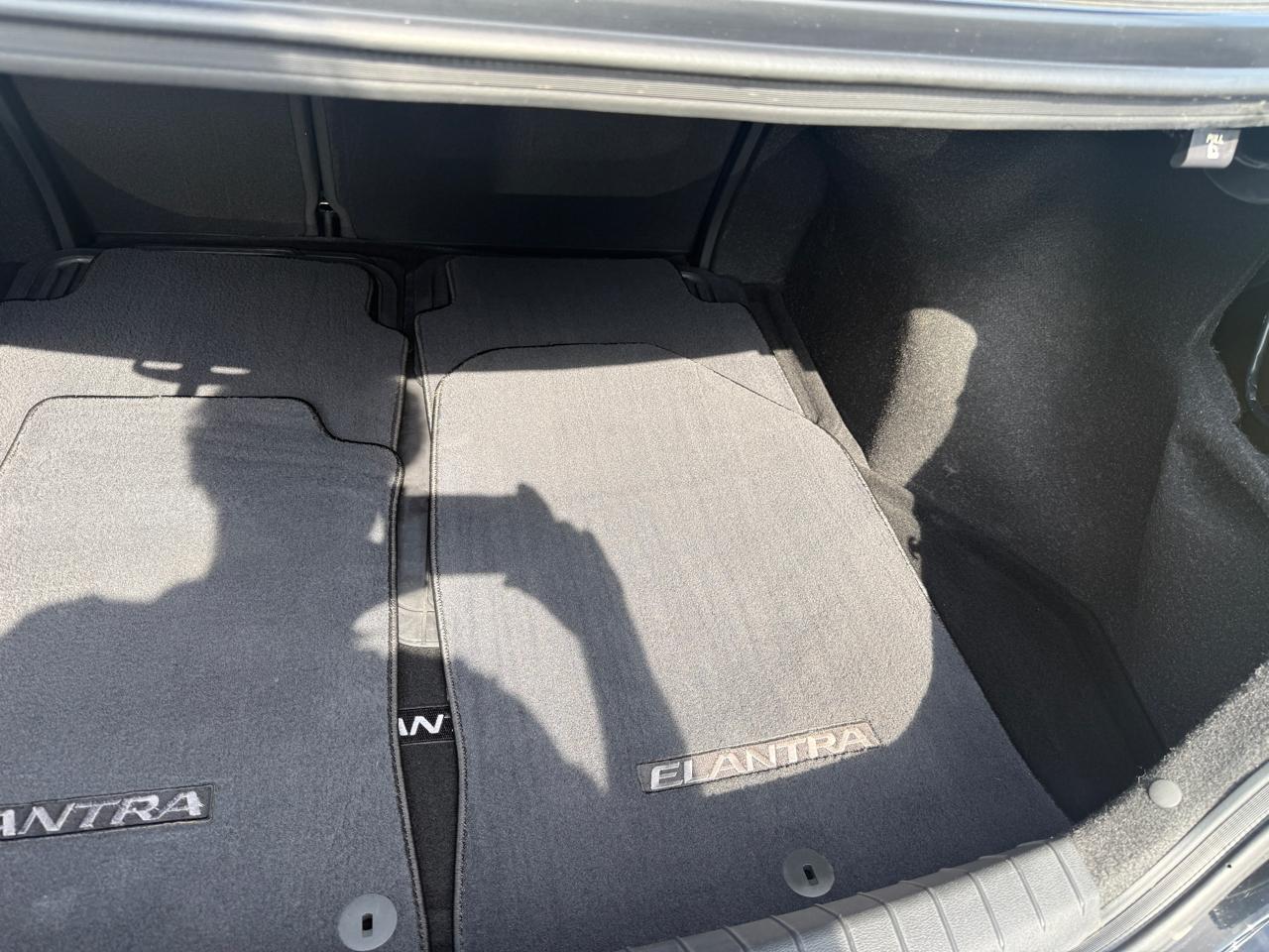 Hyundai Elantra SE 2018