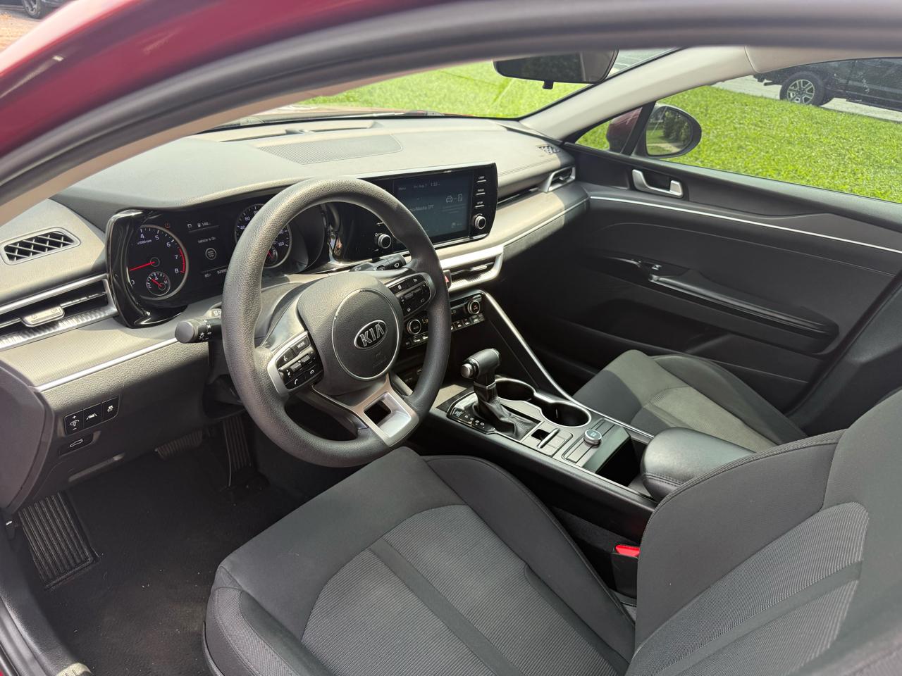 Kia K5 LXS 2021