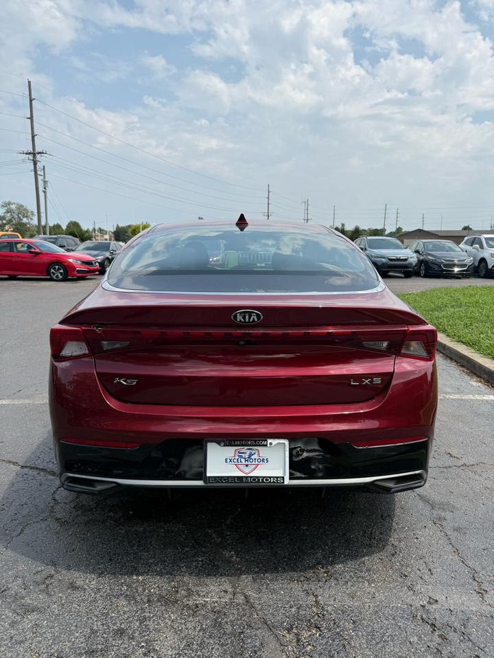 Kia K5 LXS 2021