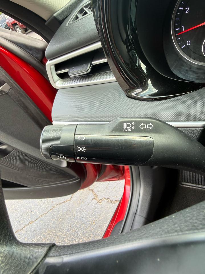 Kia K5 LXS 2021