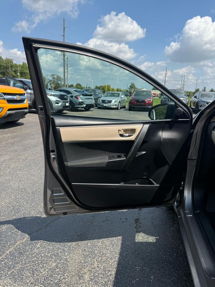 Toyota Corolla LE CVT 2016