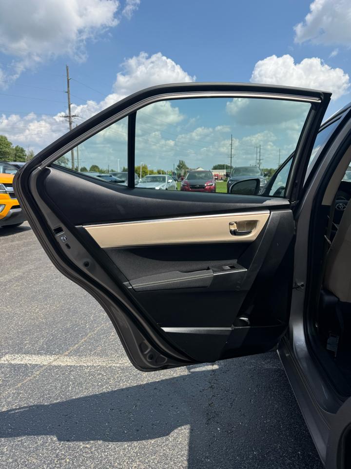Toyota Corolla LE CVT 2016