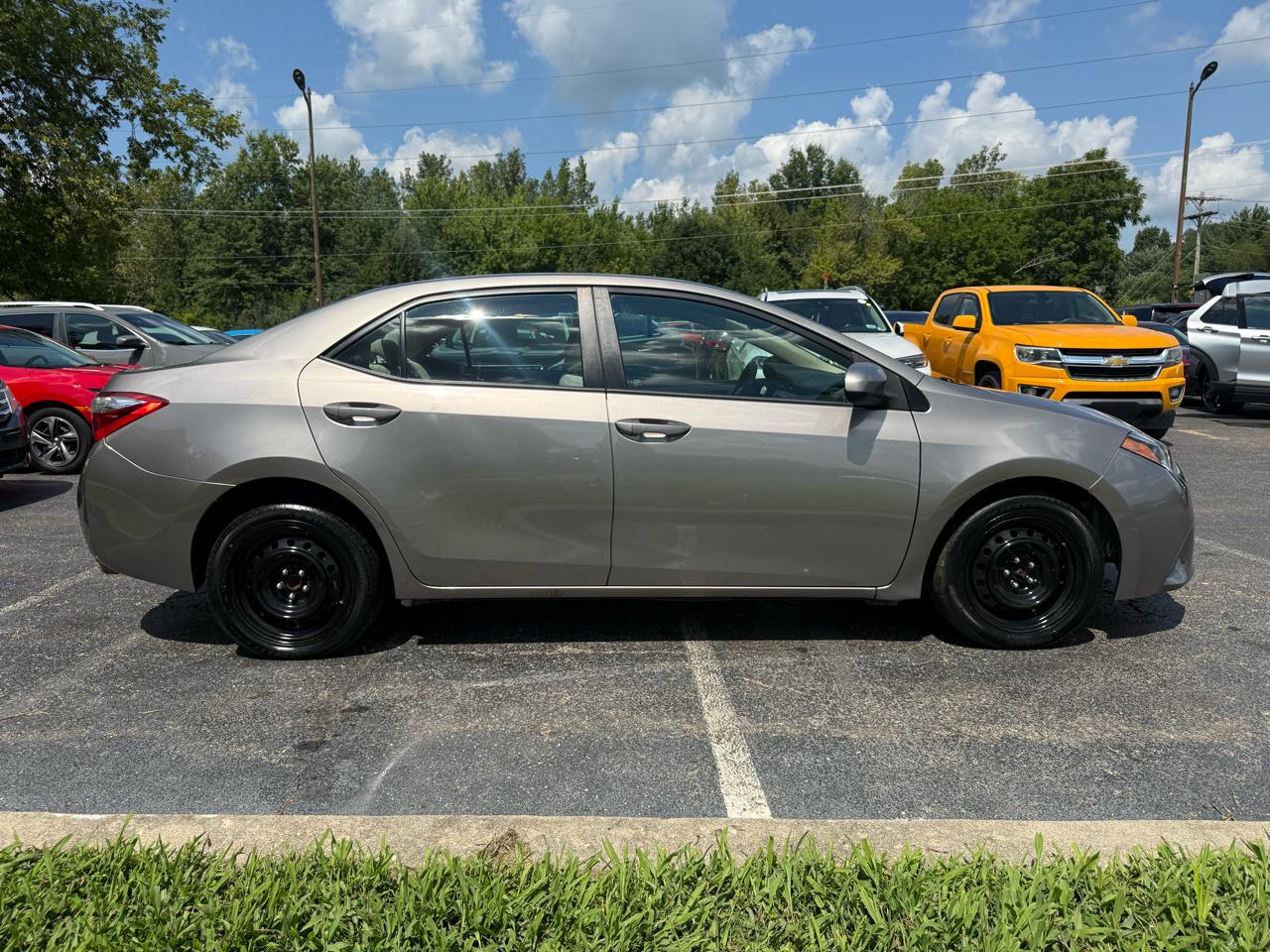 Toyota Corolla LE CVT 2016