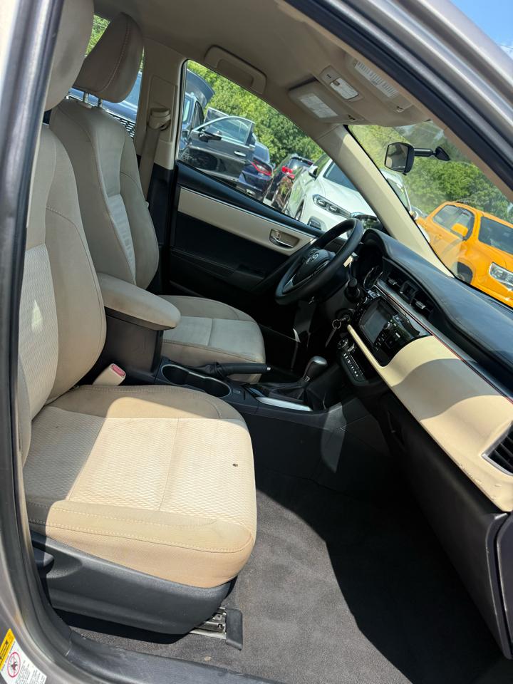 Toyota Corolla LE CVT 2016