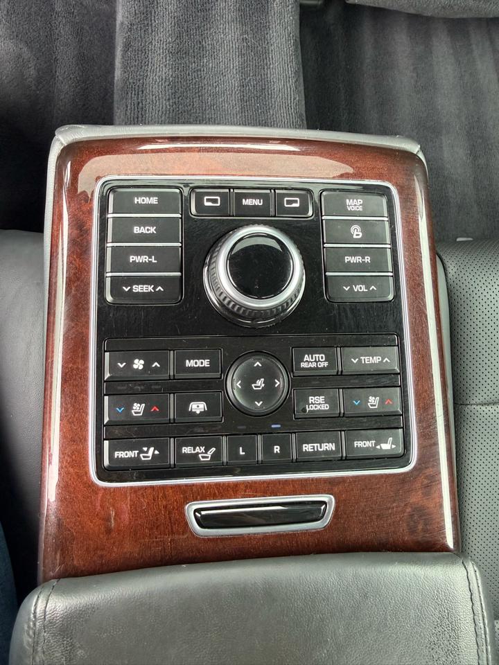 Hyundai Equus Ultimate 2015