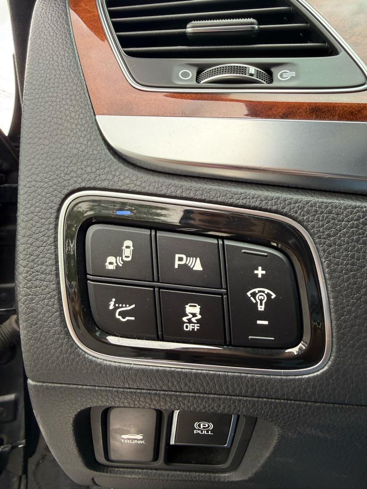 Hyundai Equus Ultimate 2015
