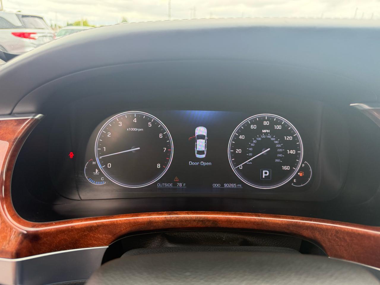 Hyundai Equus Ultimate 2015
