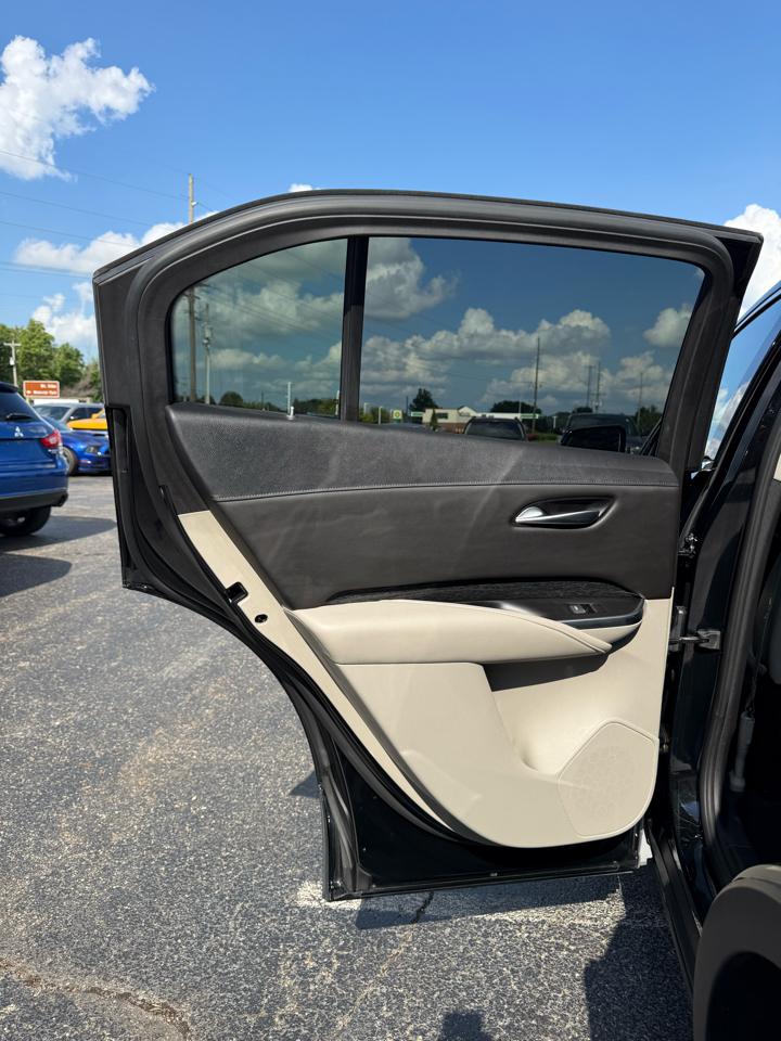Cadillac XT4 Premium Luxury AWD 2021