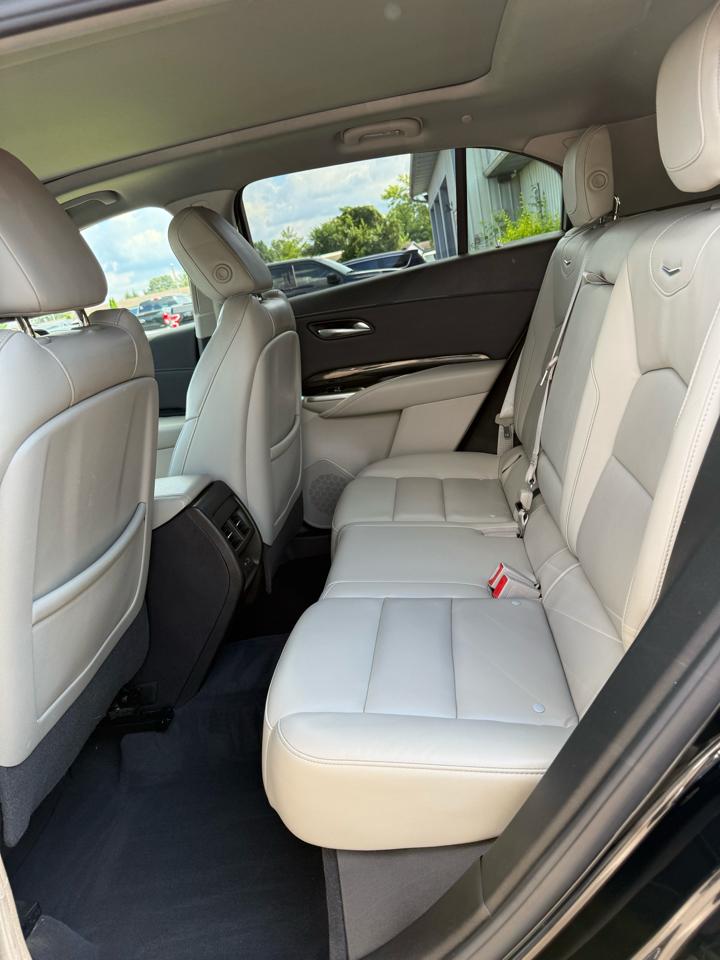 Cadillac XT4 Premium Luxury AWD 2021