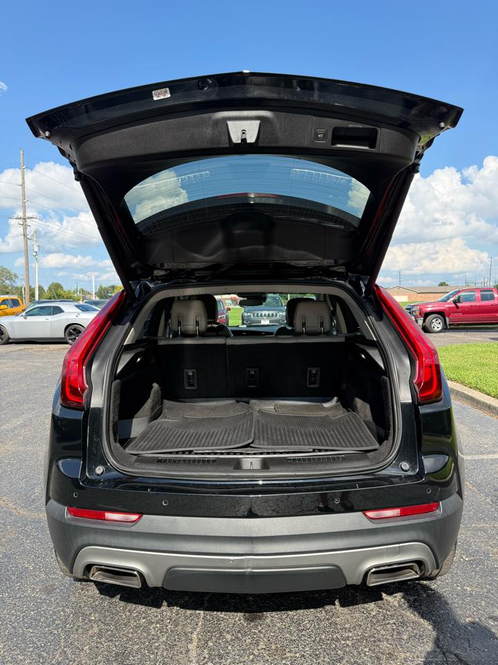 Cadillac XT4 Premium Luxury AWD 2021