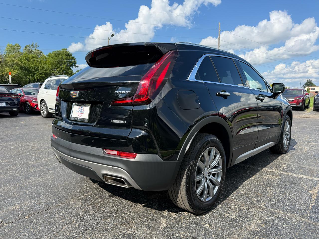 Cadillac XT4 Premium Luxury AWD 2021