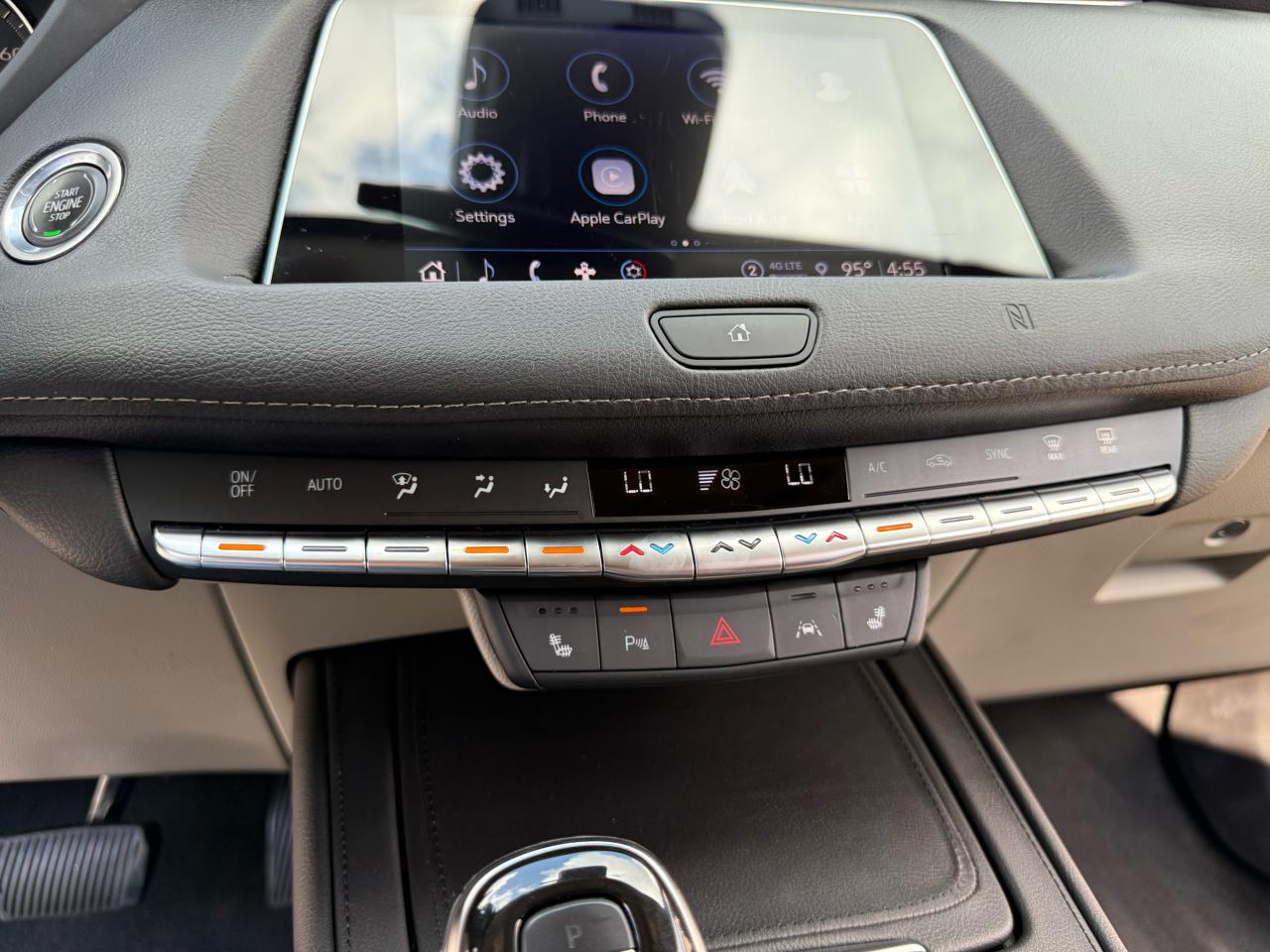 Cadillac XT4 Premium Luxury AWD 2021