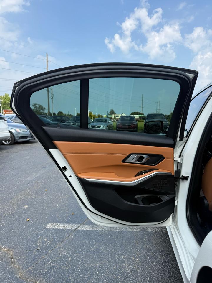 BMW 3-Series 330i 2019