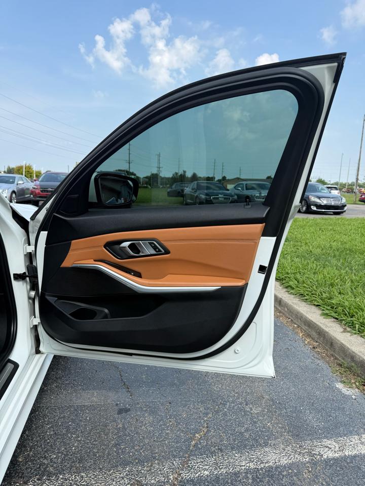 BMW 3-Series 330i 2019