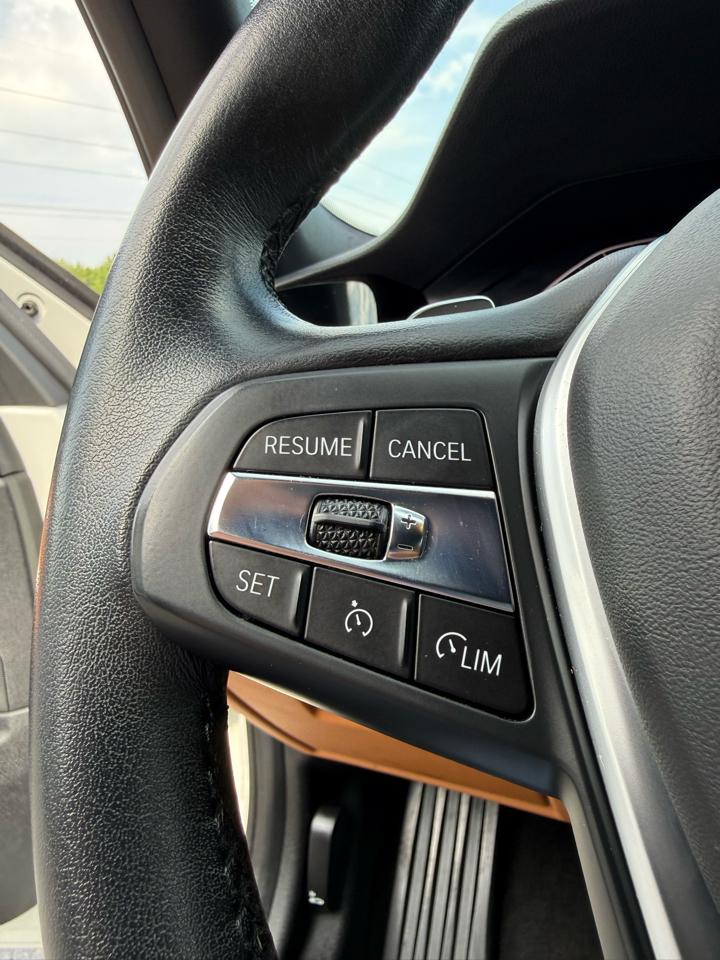 BMW 3-Series 330i 2019