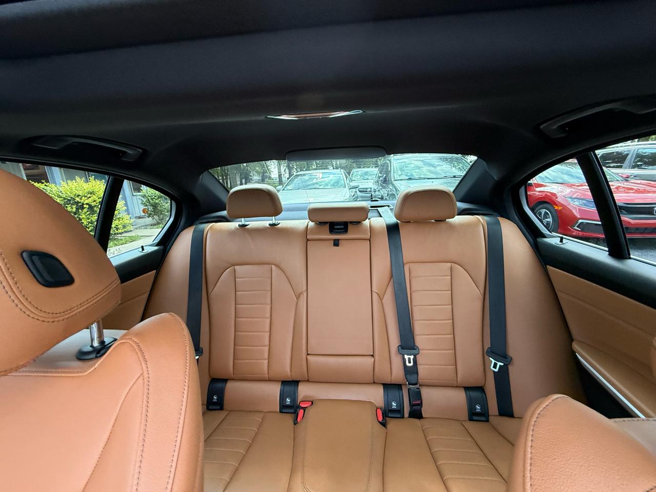 BMW 3-Series 330i 2019