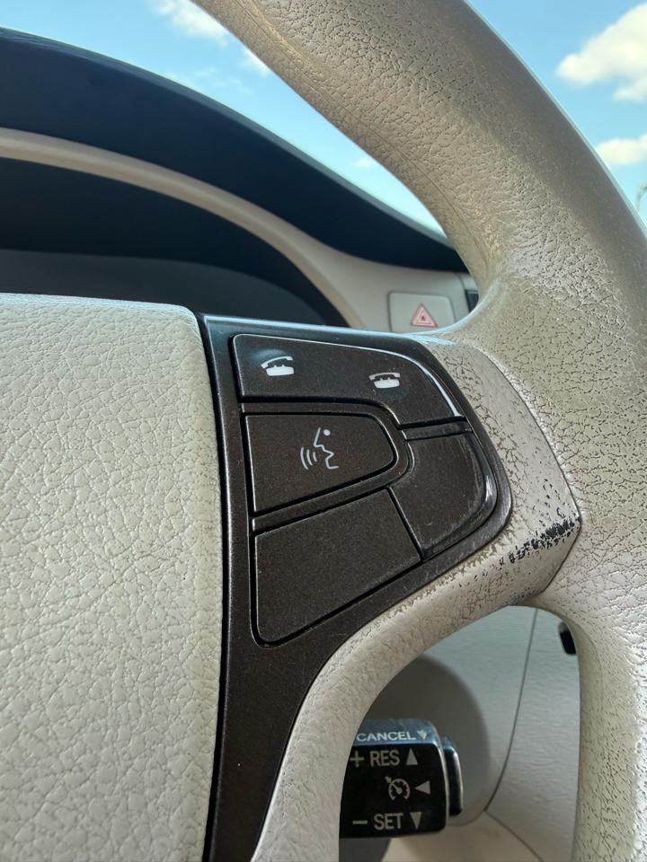 Toyota Sienna LE FWD 8-Passenger V6 2013