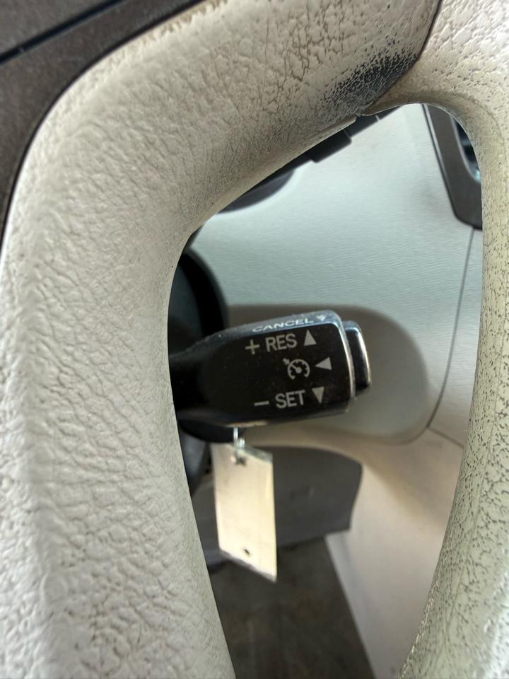 Toyota Sienna LE FWD 8-Passenger V6 2013