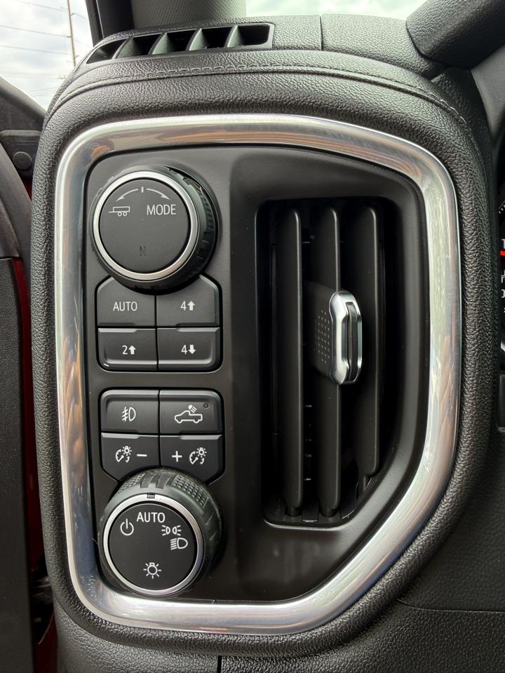 Chevrolet Silverado 1500 RST Crew Cab 4WD 2021