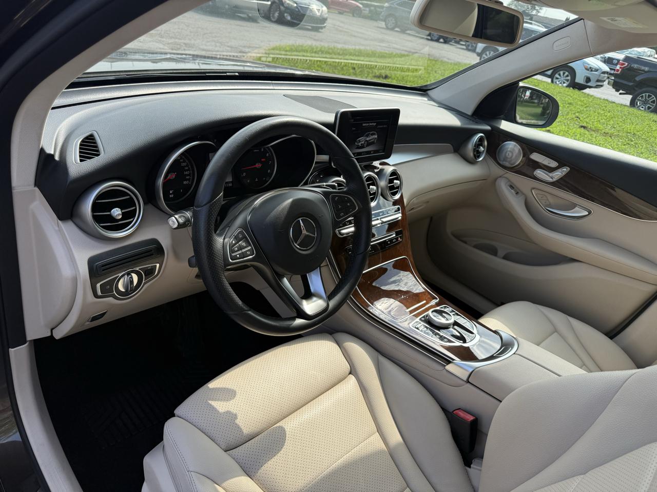 Mercedes-Benz GLC-Class GLC300 4MATIC 2018