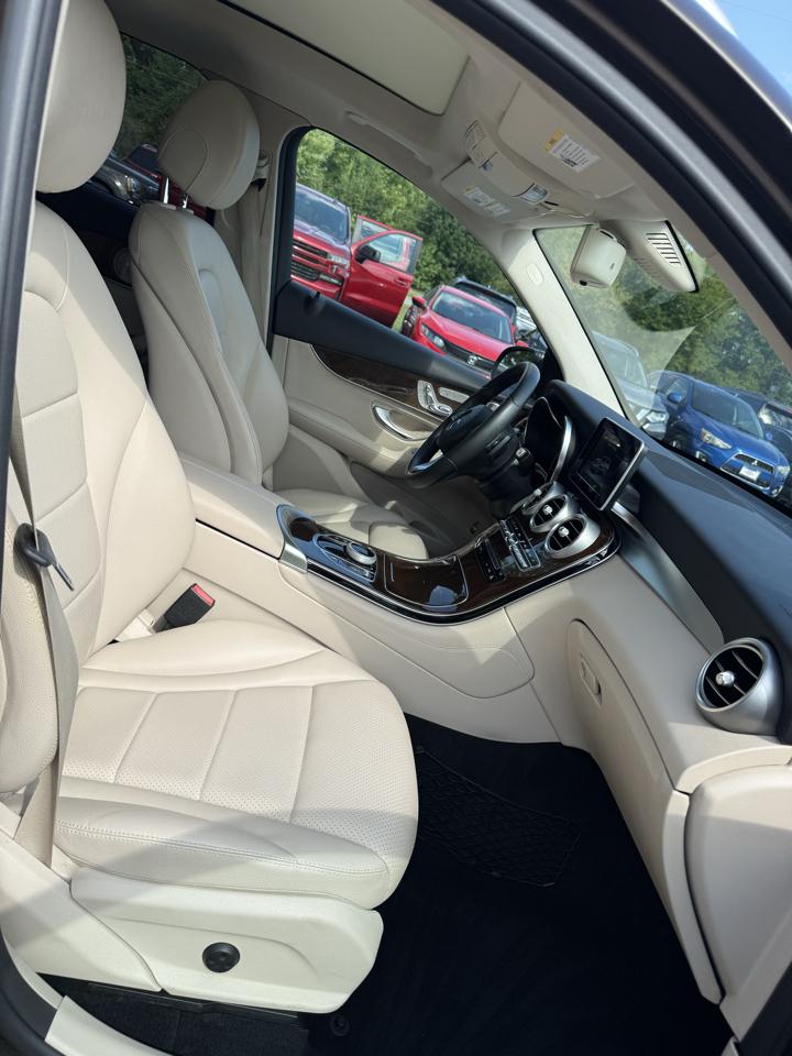 Mercedes-Benz GLC-Class GLC300 4MATIC 2018
