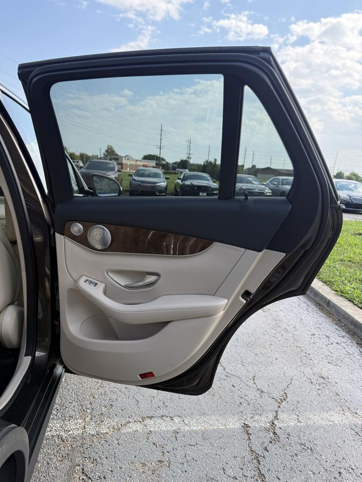 Mercedes-Benz GLC-Class GLC300 4MATIC 2018