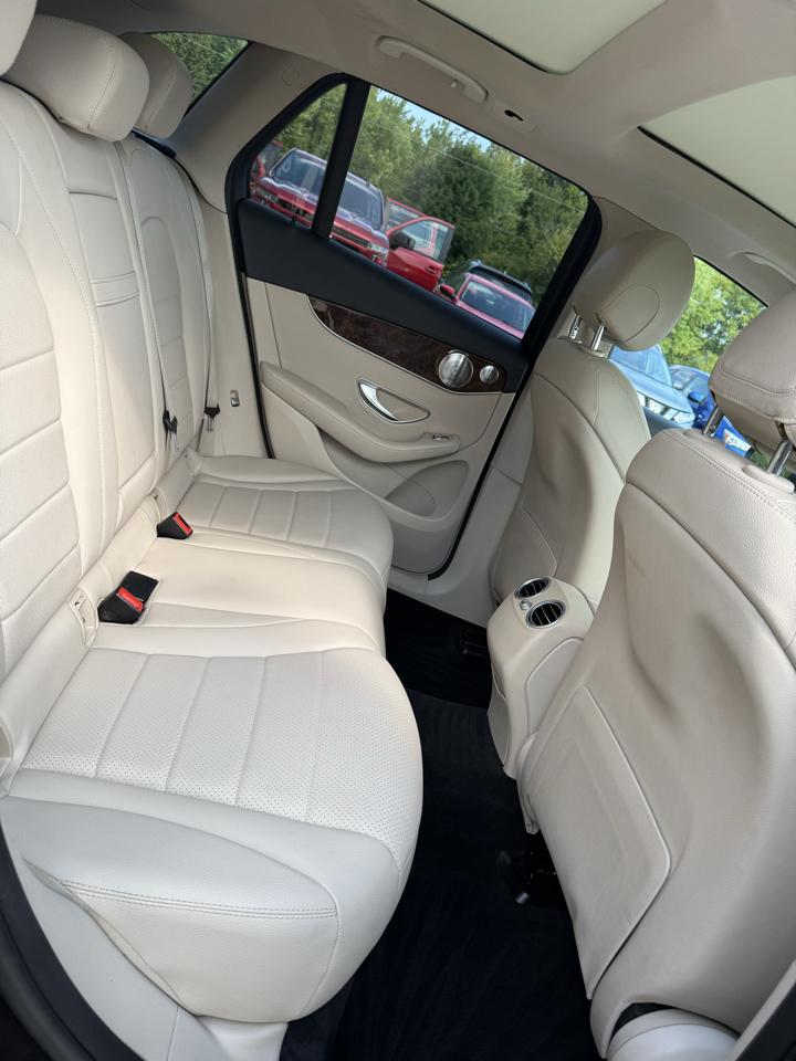 Mercedes-Benz GLC-Class GLC300 4MATIC 2018