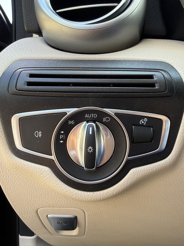 Mercedes-Benz GLC-Class GLC300 4MATIC 2018