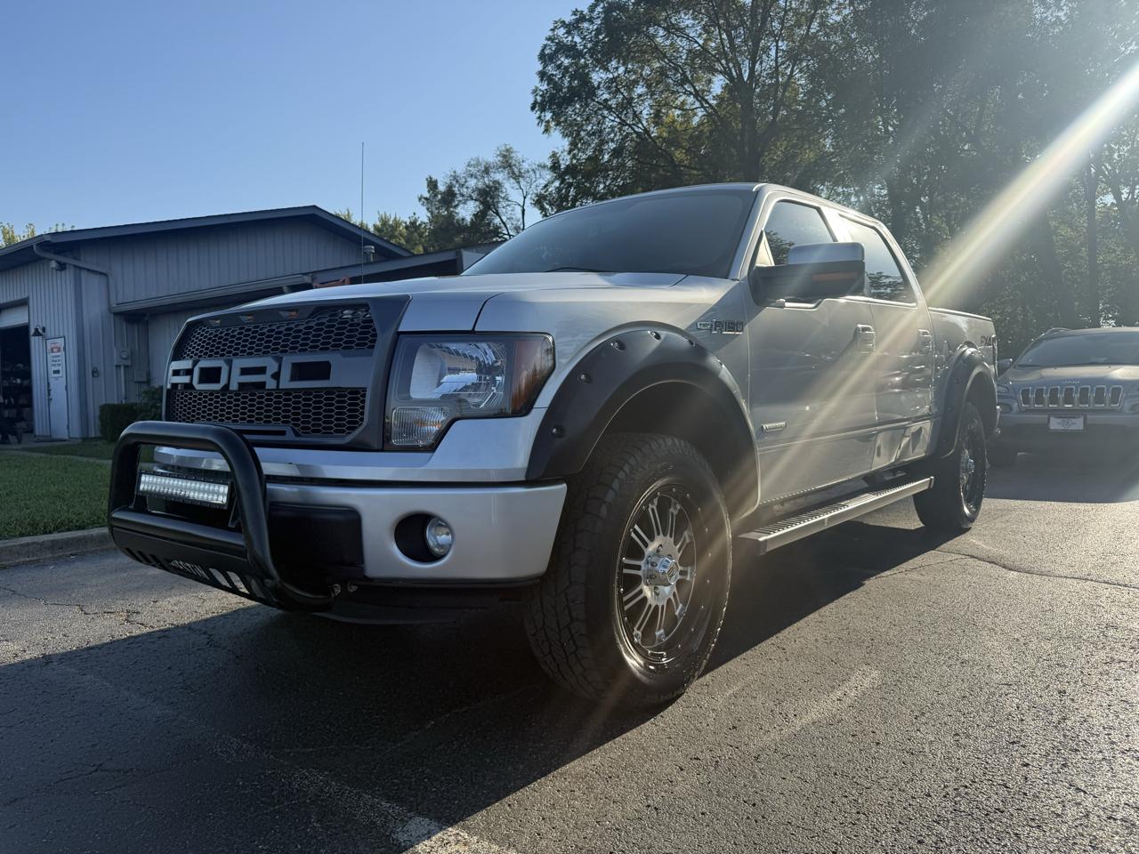Ford F-150 XL SuperCrew 5.5-ft. Bed 4WD 2013