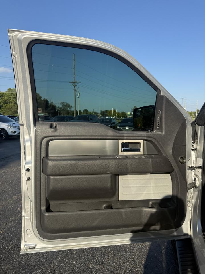 Ford F-150 XL SuperCrew 5.5-ft. Bed 4WD 2013
