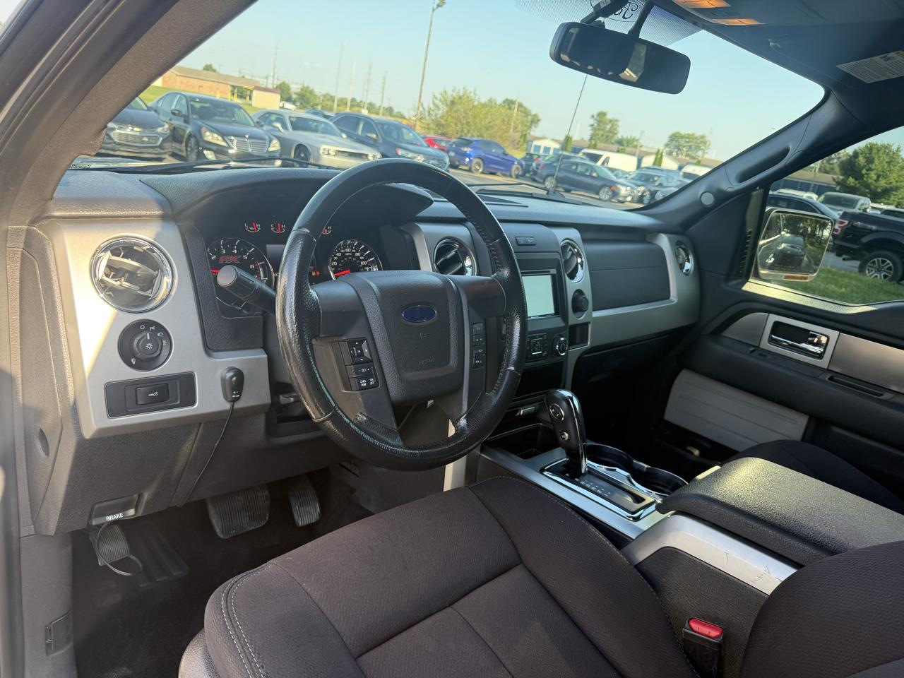 Ford F-150 XL SuperCrew 5.5-ft. Bed 4WD 2013