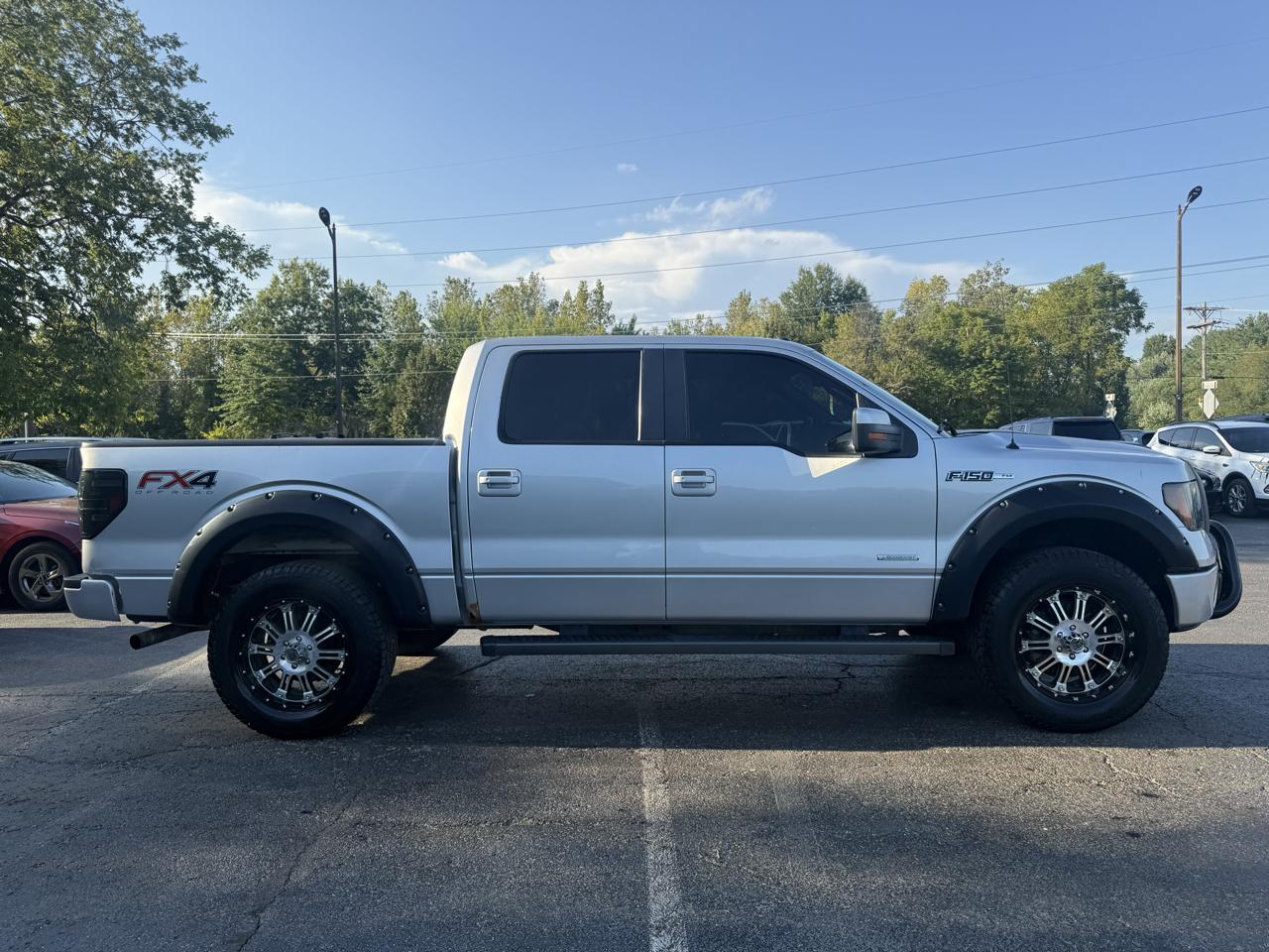 Ford F-150 XL SuperCrew 5.5-ft. Bed 4WD 2013