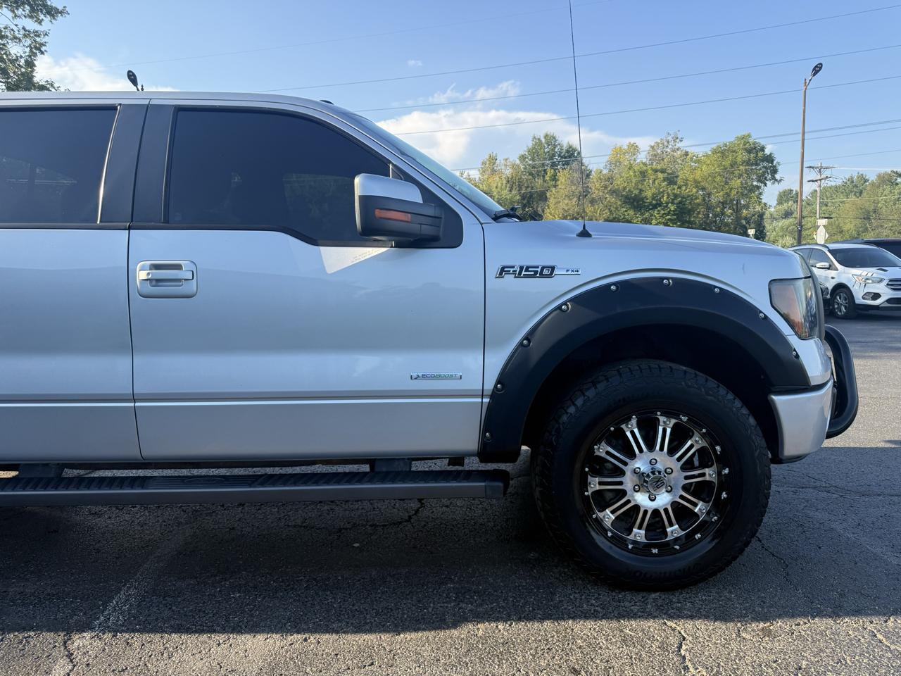 Ford F-150 XL SuperCrew 5.5-ft. Bed 4WD 2013