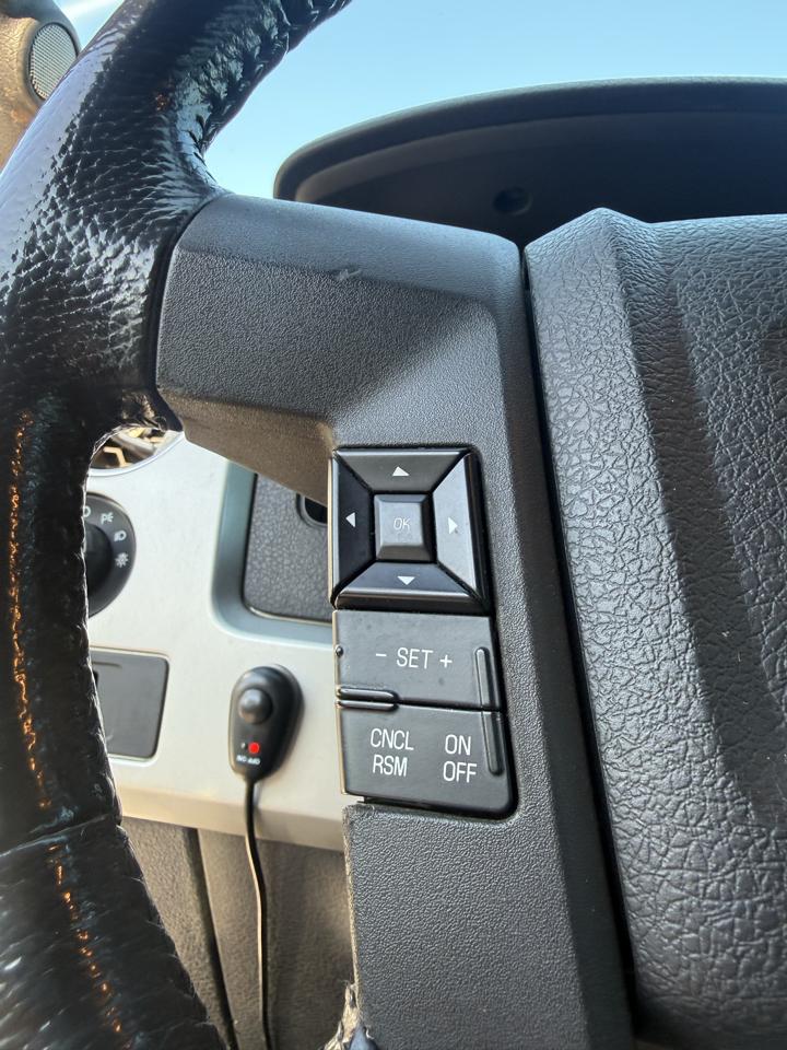 Ford F-150 XL SuperCrew 5.5-ft. Bed 4WD 2013