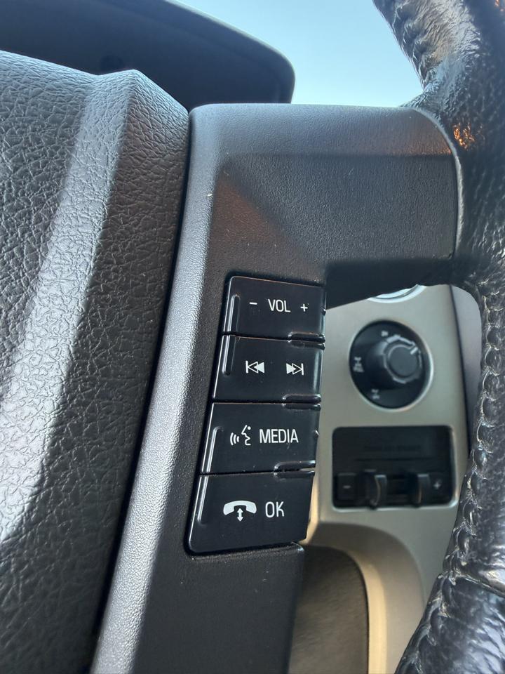 Ford F-150 XL SuperCrew 5.5-ft. Bed 4WD 2013