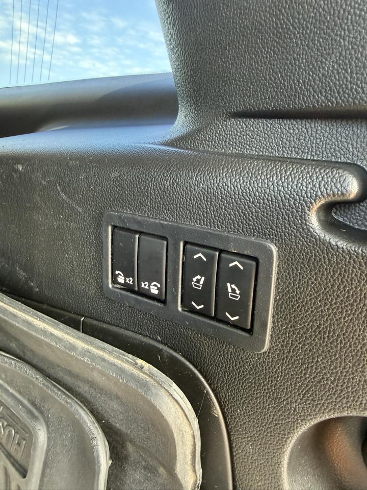Chevrolet Suburban Premier 2WD 2020