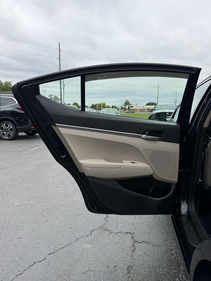 Hyundai Elantra SE 2019